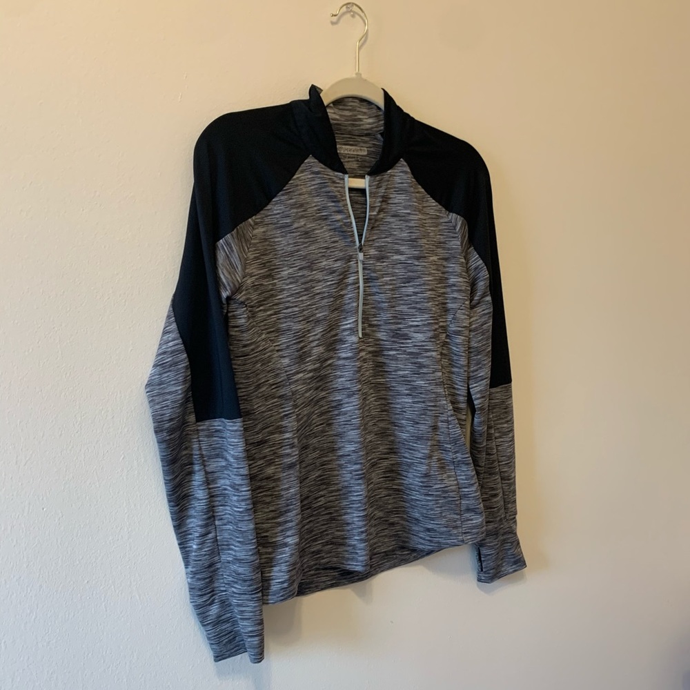 Long sleeve running top